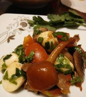 Теплий салат з грибами та моцарелою інгредієнти 4