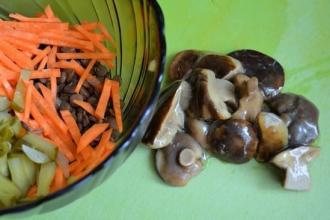Рецепт з сочевицею і маринованими грибами інгредієнти 2