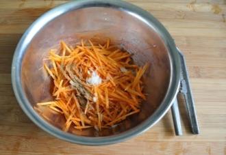 Рецепт з моркви по-корейськи з куркою інгредієнти 3
