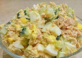 Варіант салату з тунцем і яйцями інгредієнти 1