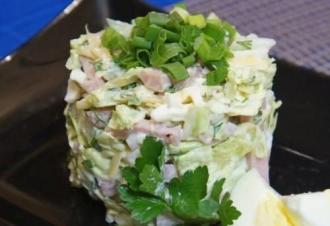 Легкий салат з шинкою і огірком інгредієнти 10