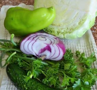 Овочевий салат з гострою заправкою інгредієнти 2