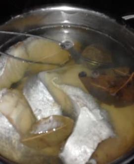 Рибний салат "Ракові шийки" інгредієнти 2