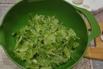 Весняний зелений салат інгредієнти 2