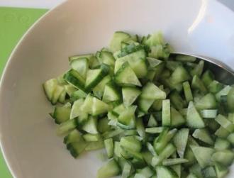 Огірковий салат по-грецьки інгредієнти 3