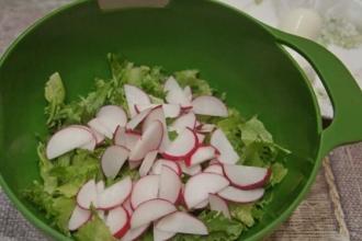 Весняний зелений салат інгредієнти 3
