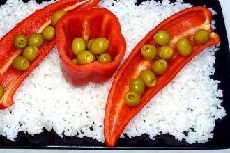 Закусочний салат з креветками і оливками інгредієнти 3