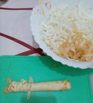 Рецепт з пекінської капусти та омлету інгредієнти 4