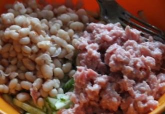 Салат з тунця і консервованої квасолі інгредієнти 4