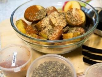 Рецепт з куркою, овочами і соліннями інгредієнти 4