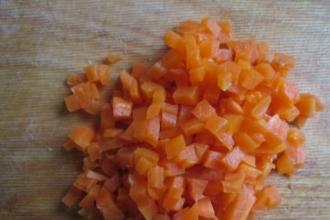 Рецепт салату з крабовими паличками інгредієнти 4