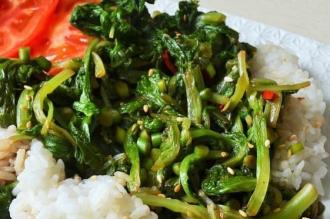 Смажені листя салату в соєвому соусі інгредієнти 4