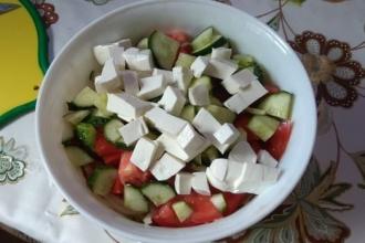 Корисний сезонний салат інгредієнти 6