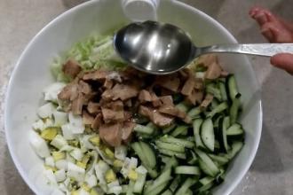 Легкий салат з печінкою тріски інгредієнти 6