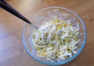 Легкий салат з білокачанної капусти інгредієнти 6