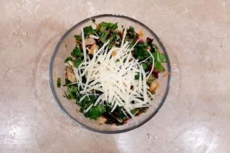 Легкий салат з зернами граната інгредієнти 6
