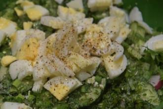 Весняний зелений салат інгредієнти 9